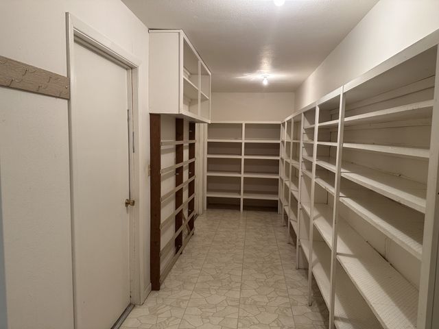 1072 Wagonseller Road, Bowie, TX 76230