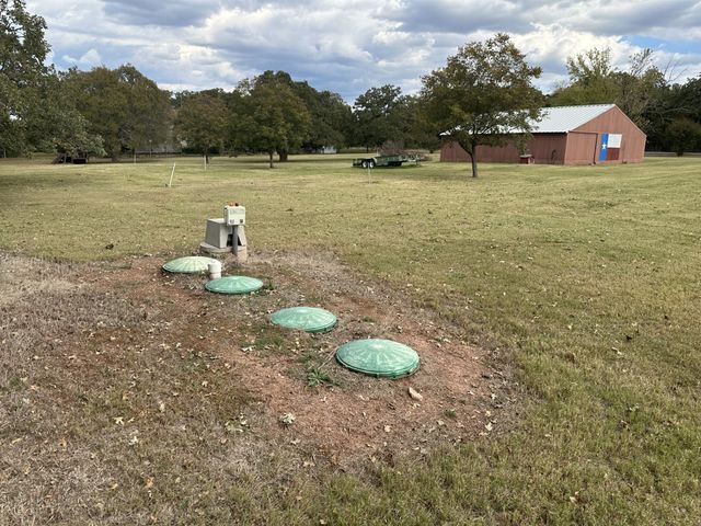 1072 Wagonseller Road, Bowie, TX 76230