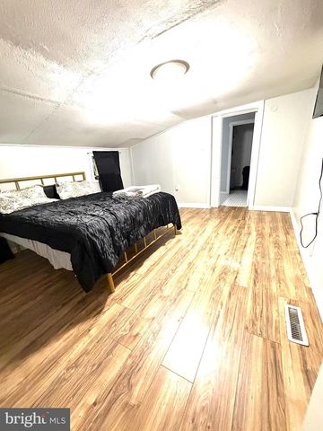 526 S 11TH ST, Reading, PA 19602