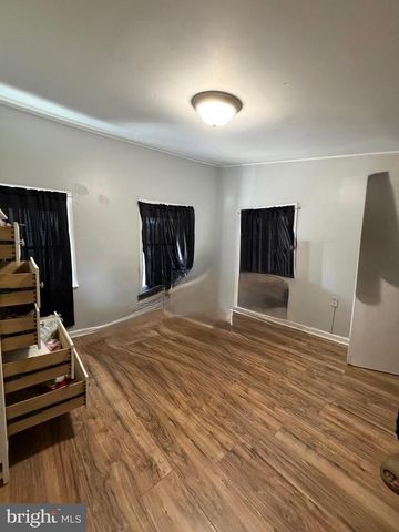 526 S 11TH ST, Reading, PA 19602