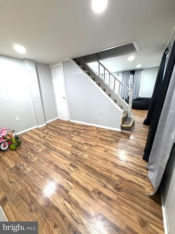 526 S 11TH ST, Reading, PA 19602