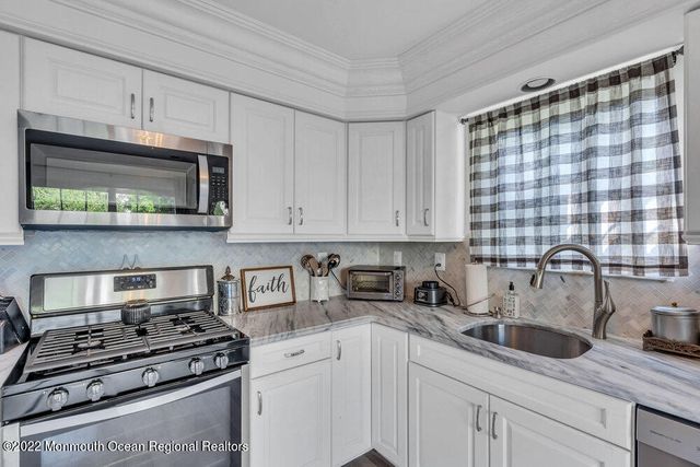 92 Tanya Circle, Ocean Twp, NJ 07712
