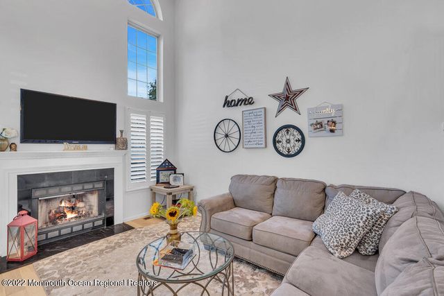 92 Tanya Circle, Ocean Twp, NJ 07712