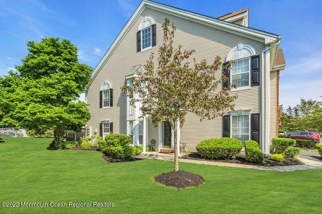 92 Tanya Circle, Ocean Twp, NJ 07712