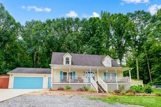 805 Edgewater Drive, Belmont, NC 28012