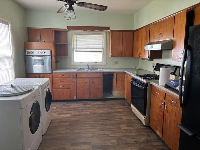 490 Helen Street, Columbus, OH 43223