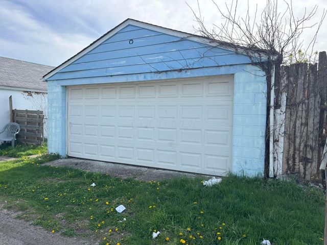 490 Helen Street, Columbus, OH 43223