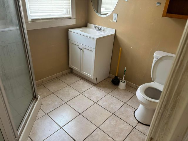 490 Helen Street, Columbus, OH 43223
