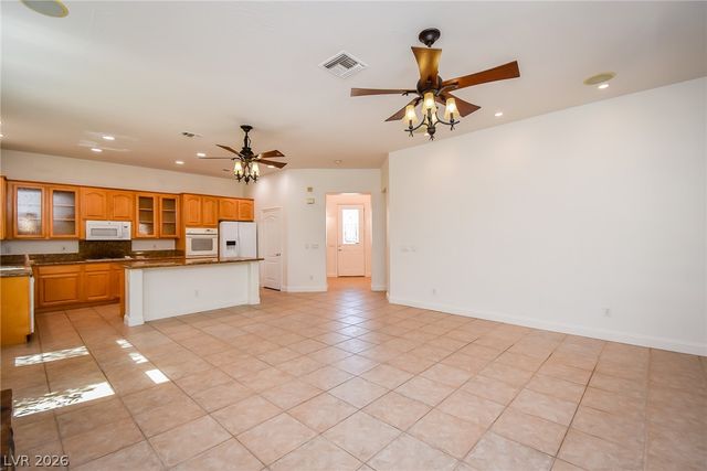 10243 Bright Harbor Avenue, Las Vegas, NV 89135