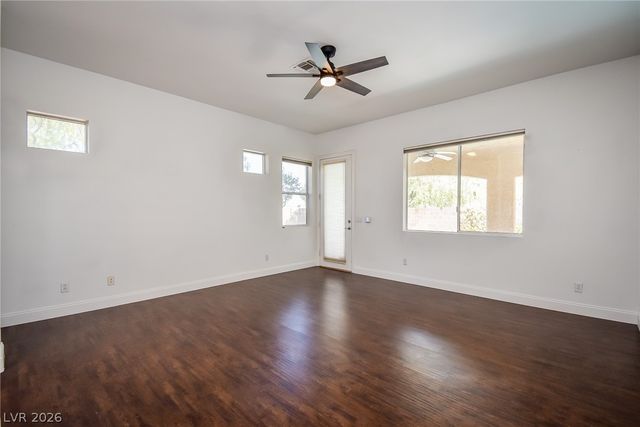 10243 Bright Harbor Avenue, Las Vegas, NV 89135