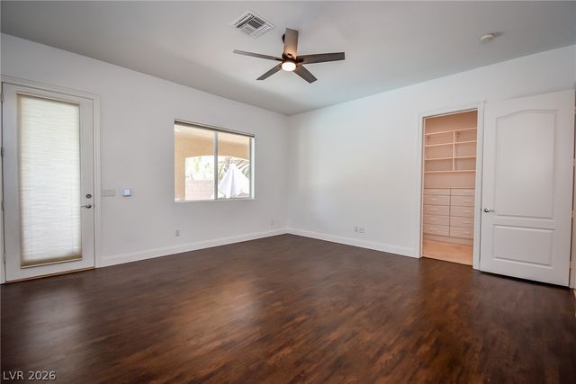 10243 Bright Harbor Avenue, Las Vegas, NV 89135