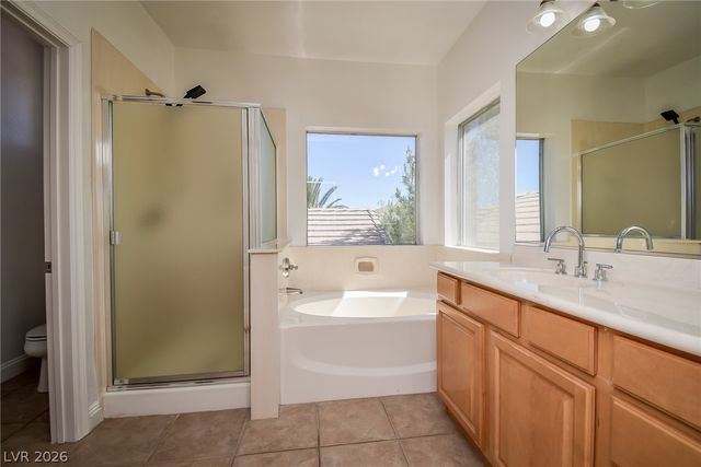 10243 Bright Harbor Avenue, Las Vegas, NV 89135