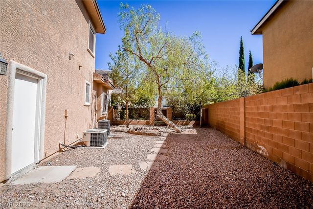 10243 Bright Harbor Avenue, Las Vegas, NV 89135