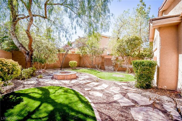 10243 Bright Harbor Avenue, Las Vegas, NV 89135