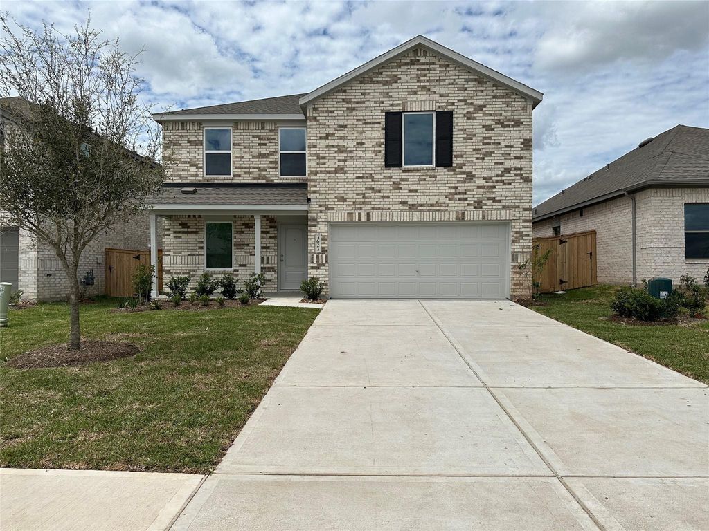 3623 Atlas Point Lane, Angleton, TX 77515