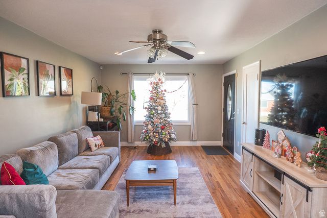 749 37TH, South Ogden, UT 84403