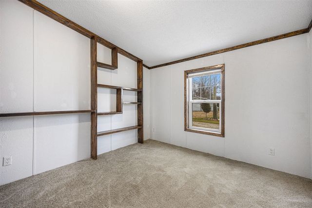 12901 Millers Mill Road, Constantine, MI 49042