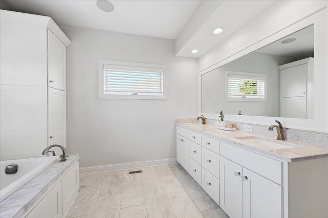 3204 Landon Court, Chaska, MN 55318