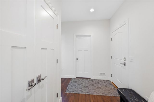 3204 Landon Court, Chaska, MN 55318