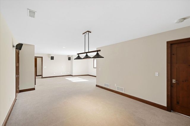 3204 Landon Court, Chaska, MN 55318