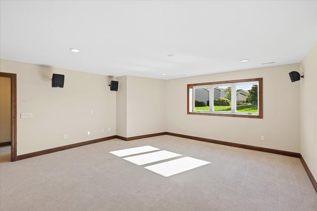 3204 Landon Court, Chaska, MN 55318