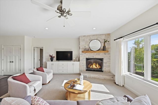 3204 Landon Court, Chaska, MN 55318