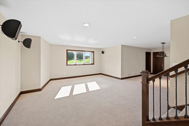 3204 Landon Court, Chaska, MN 55318