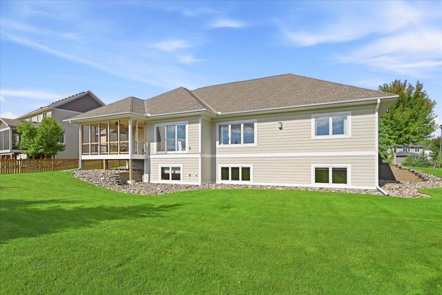 3204 Landon Court, Chaska, MN 55318