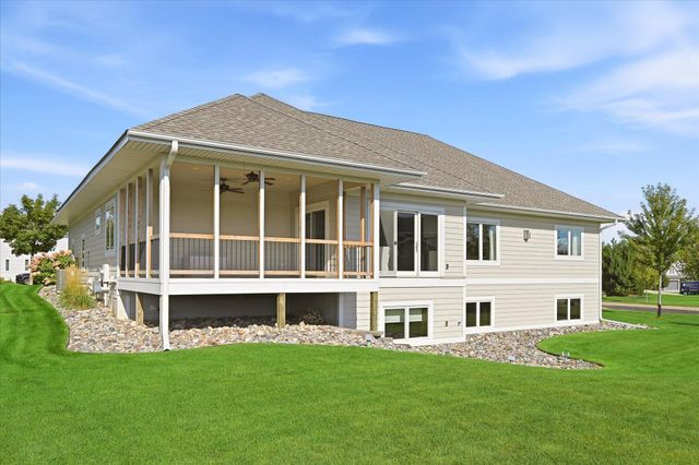 3204 Landon Court, Chaska, MN 55318