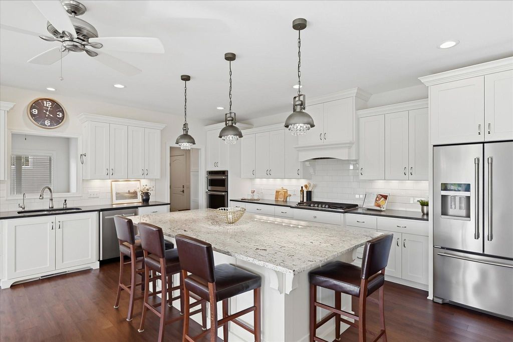 3204 Landon Court, Chaska, MN 55318 — photo 3