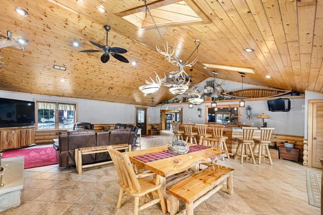 W179S8246 Pioneer DRIVE, Muskego, WI 53150