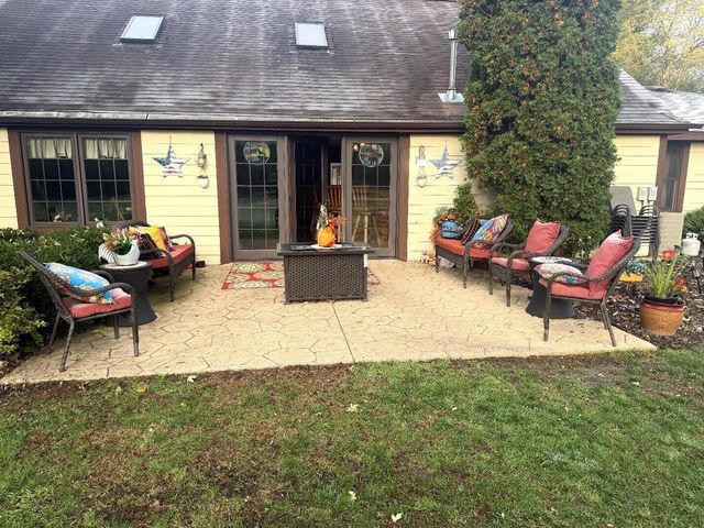 W179S8246 Pioneer DRIVE, Muskego, WI 53150