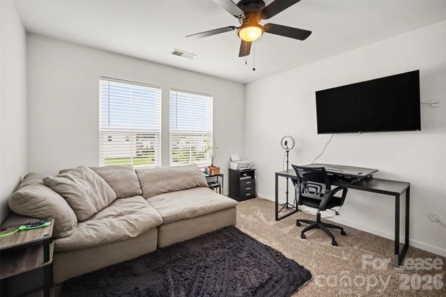 15502 Parkside Crossing Drive, Charlotte, NC 28278