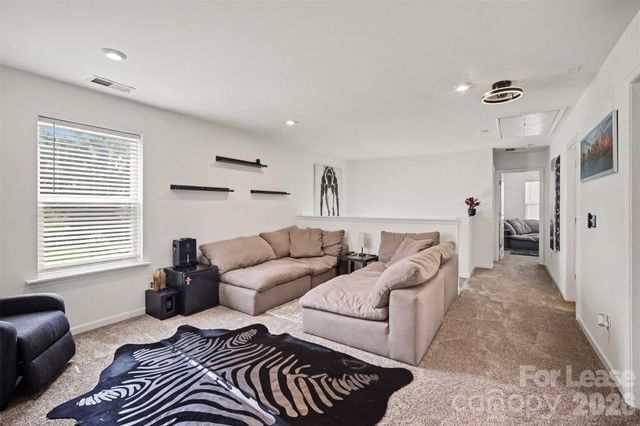 15502 Parkside Crossing Drive, Charlotte, NC 28278