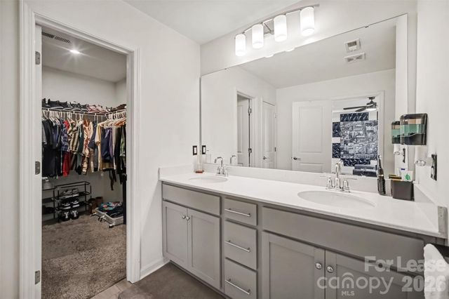 15502 Parkside Crossing Drive, Charlotte, NC 28278