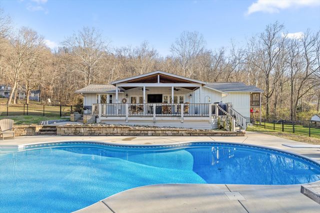 6632 Hideaway Road, Ooltewah, TN 37363