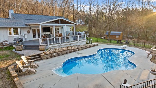 6632 Hideaway Road, Ooltewah, TN 37363