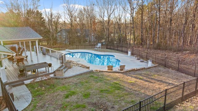 6632 Hideaway Road, Ooltewah, TN 37363