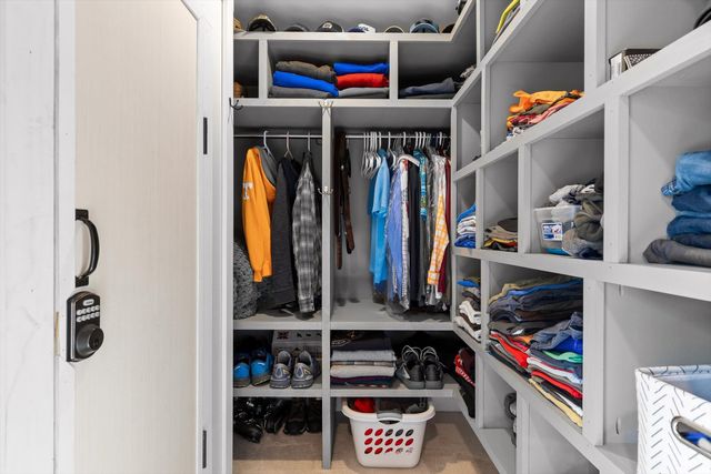 6632 Hideaway Road, Ooltewah, TN 37363