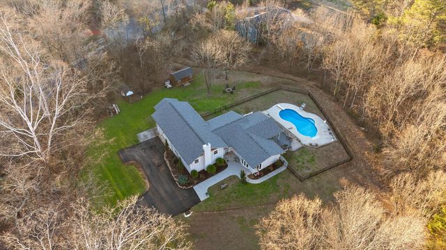 6632 Hideaway Road, Ooltewah, TN 37363