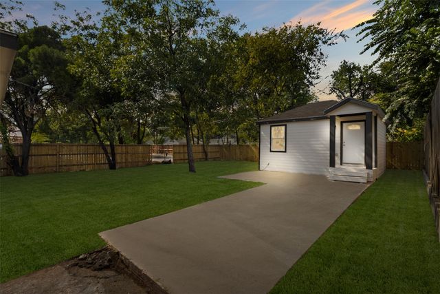 3203 Reynolds Avenue, Dallas, TX 75223