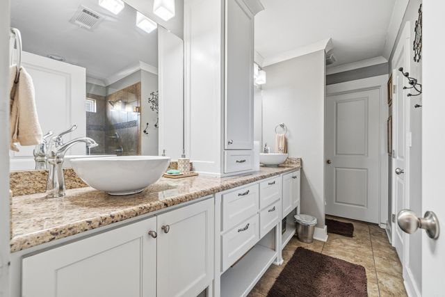 610 Surrey Lane, Benton, AR 72015