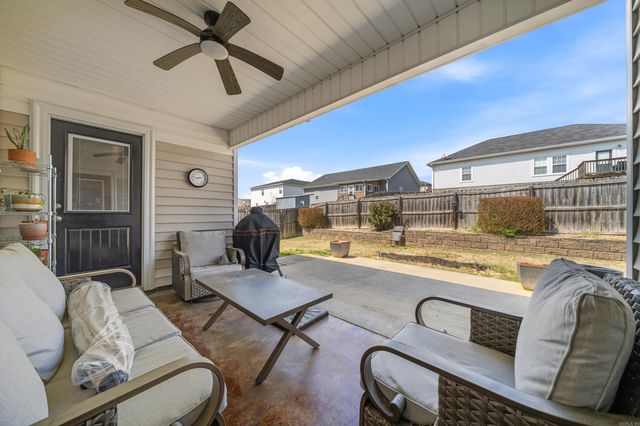 610 Surrey Lane, Benton, AR 72015