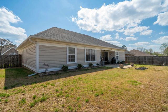 610 Surrey Lane, Benton, AR 72015