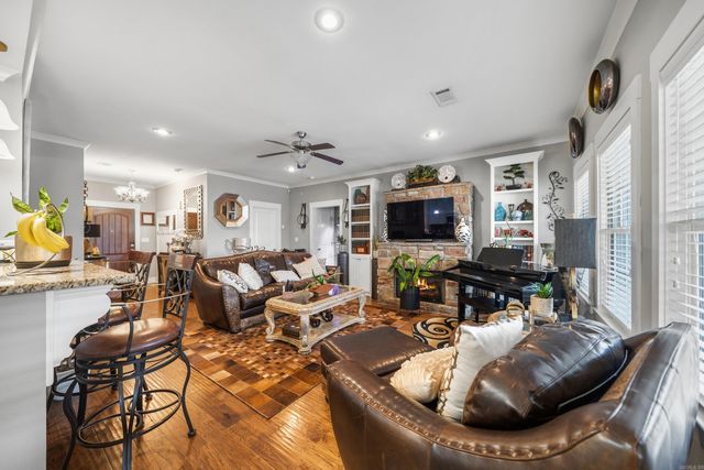 610 Surrey Lane, Benton, AR 72015