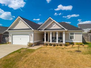 610 Surrey Lane, Benton, AR 72015