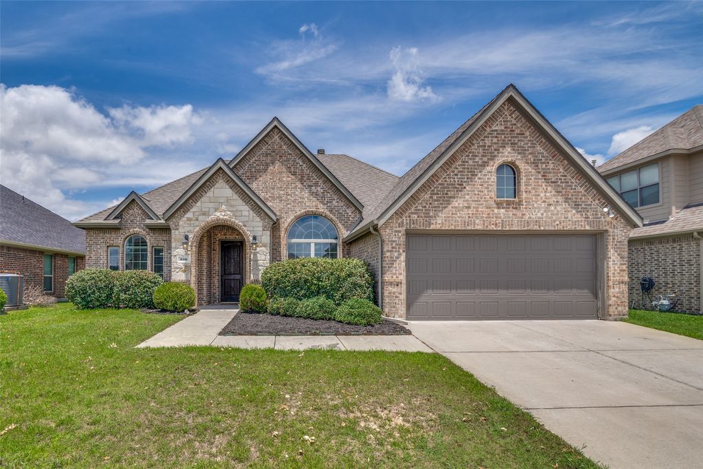 616 Cayden Court, Fate, TX 75087