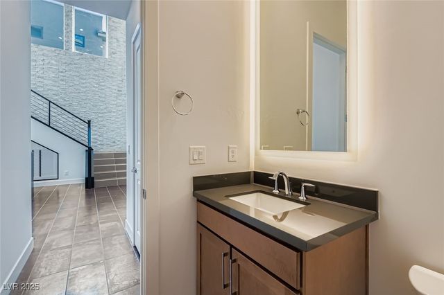 10748 Steel Ridge Court, Las Vegas, NV 89135