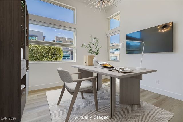 10748 Steel Ridge Court, Las Vegas, NV 89135