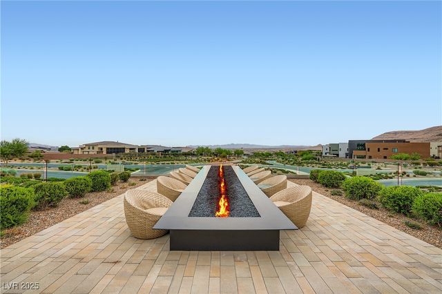 10748 Steel Ridge Court, Las Vegas, NV 89135